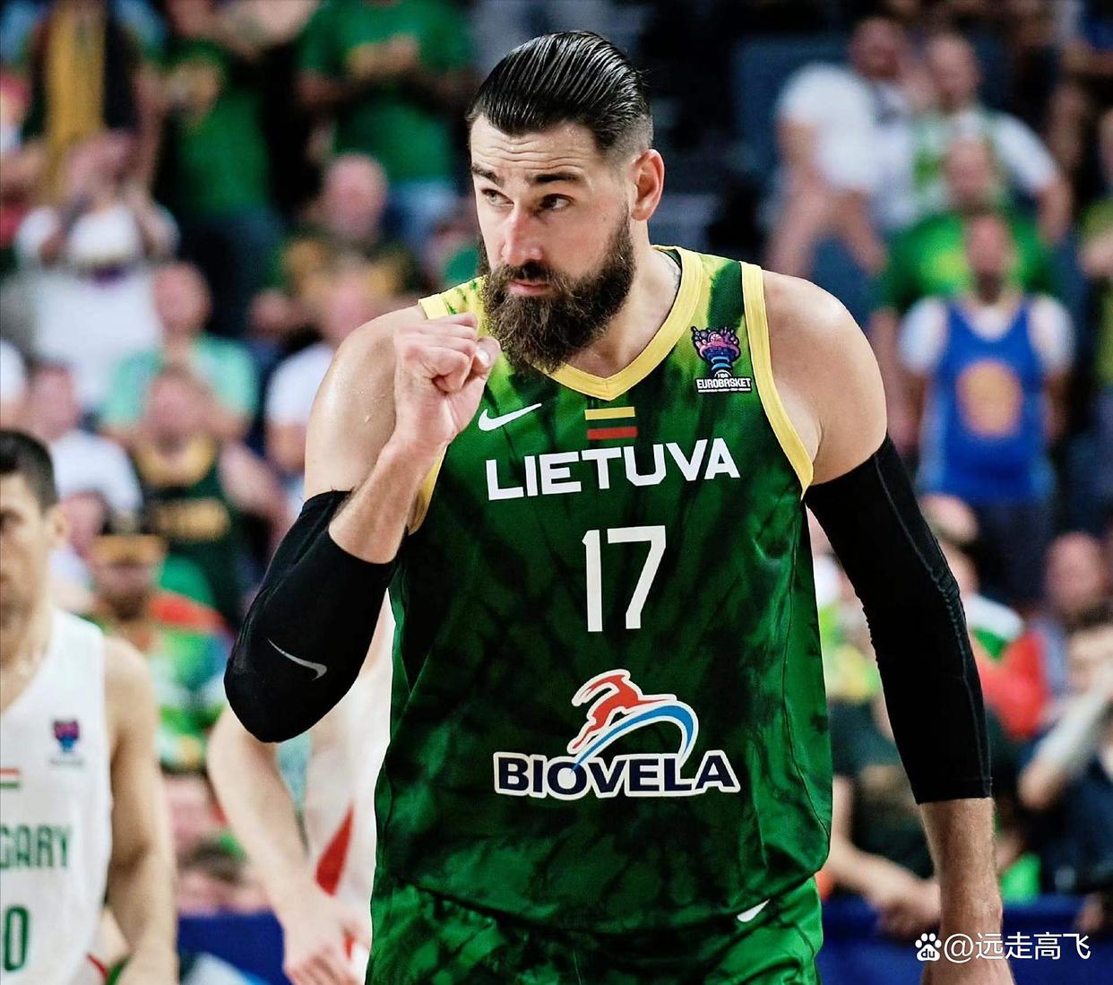 英雄联盟官网-包含加时末段斯图加特备战欧篮联，绝杀压哨细节曝光，压力陡增，临场指挥获称赞的词条